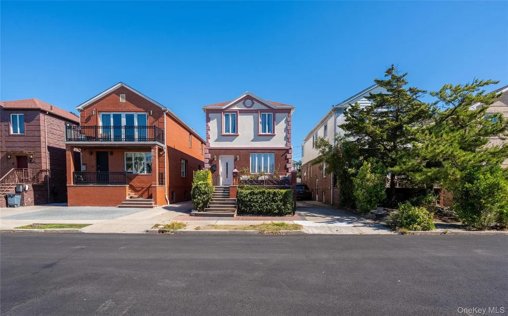 Photo of 289 Exeter Street, Brooklyn, NY 11235
