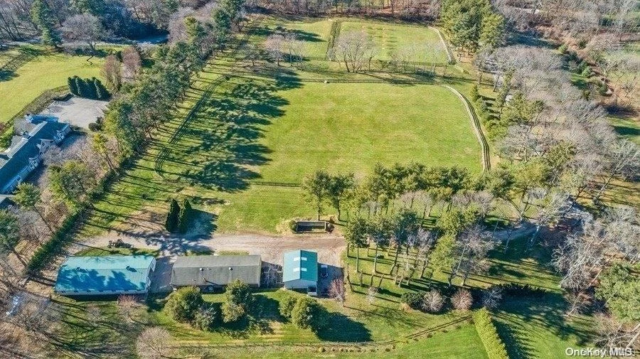 Unit for sale at 1786 Route 106, Oyster Bay, NY 11791