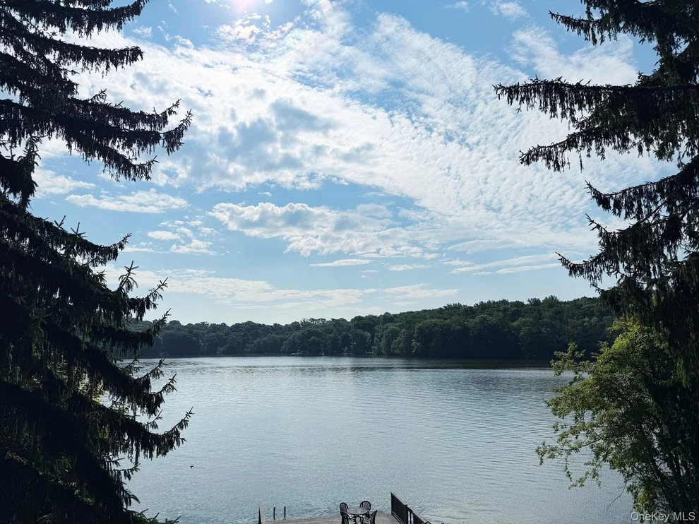Unit for sale at 11 Lakeside Road, Carmel, NY 10541