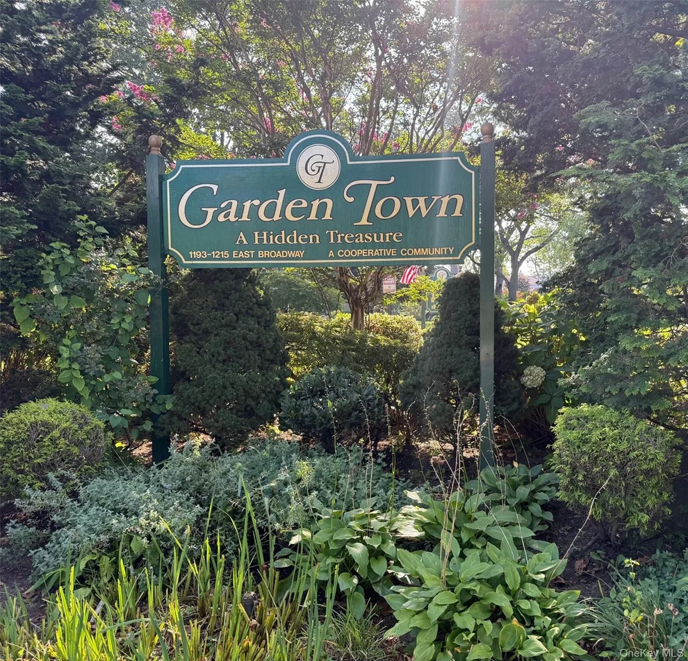 Unit for sale at 1211 E Broadway, Hempstead, NY 11557