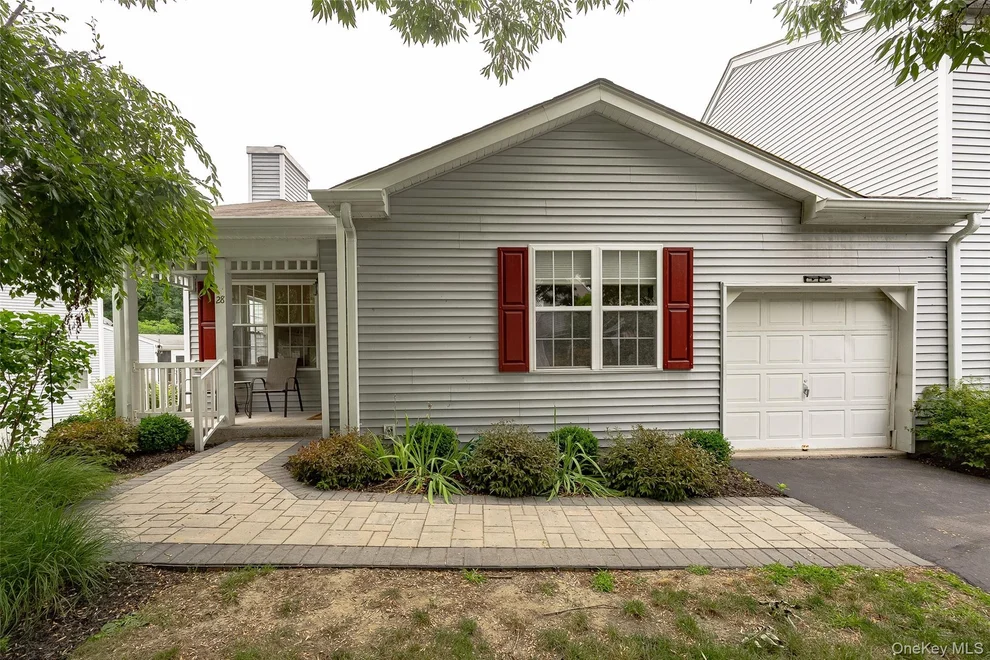 Photo of 28 Tall Tree Lane, Poughkeepsie, NY 12601