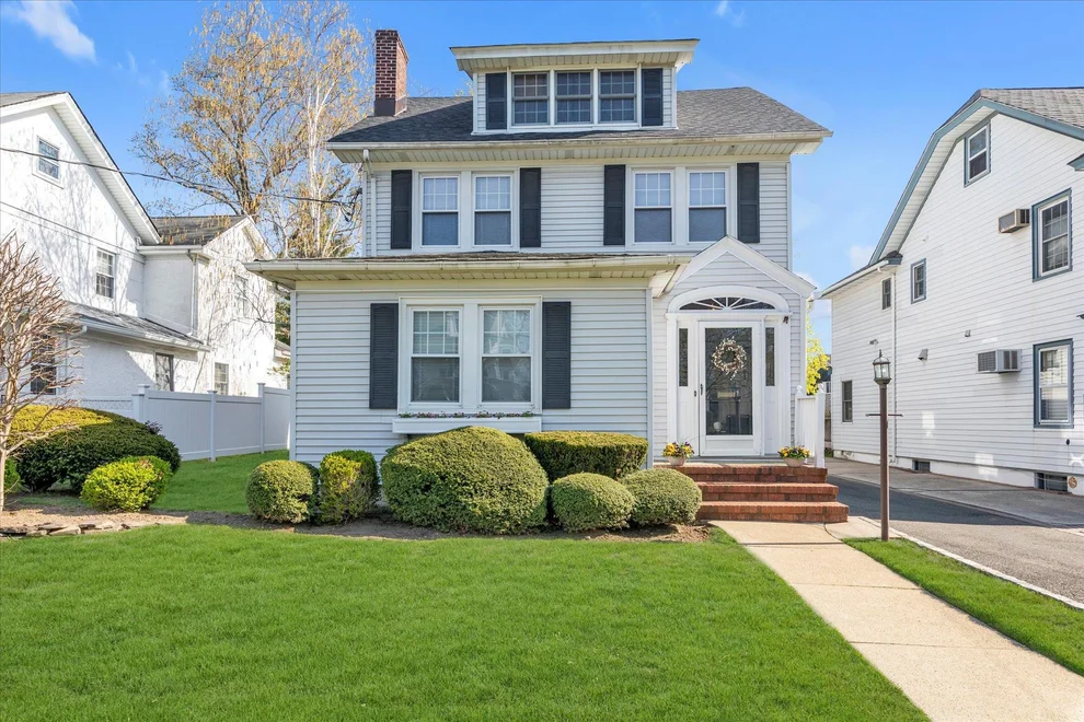 Unit for sale at 19 Westminster Road, Hempstead, NY 11570