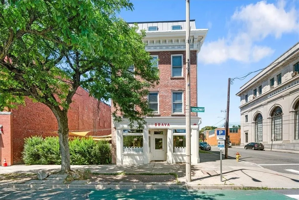 Unit for sale at 96 Broadway, Newburgh (City), NY 12550