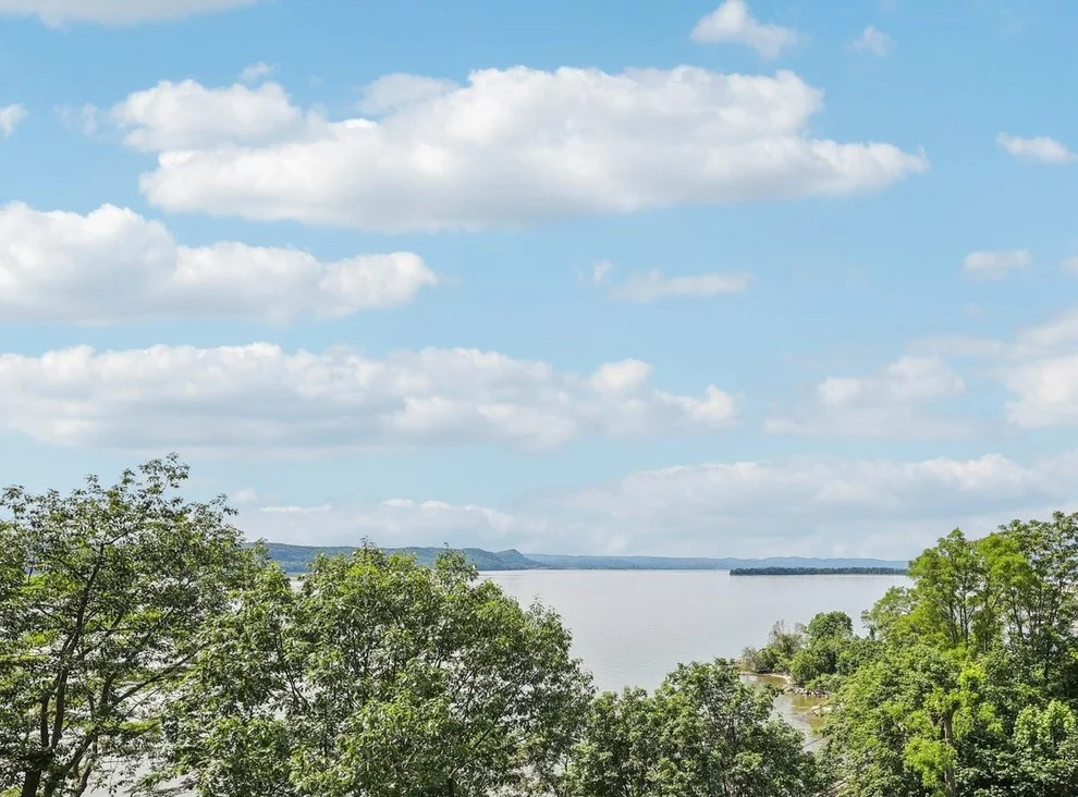 Unit for sale at 16 Rockledge, Ossining, NY 10562
