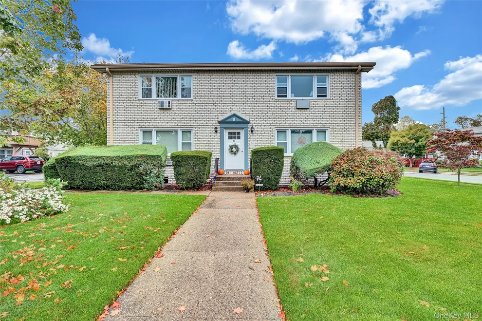 Unit for sale at 20 Toehee Place, Islip, NY 11751