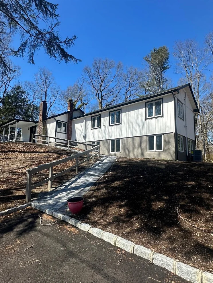 Unit for sale at 19 Victory Knoll Path, Brookhaven, NY 11764
