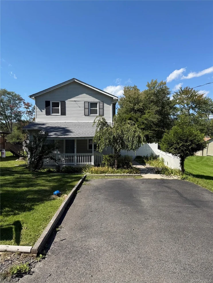 Unit for sale at 18 Sunset Trail, Shawangunk, NY 12566