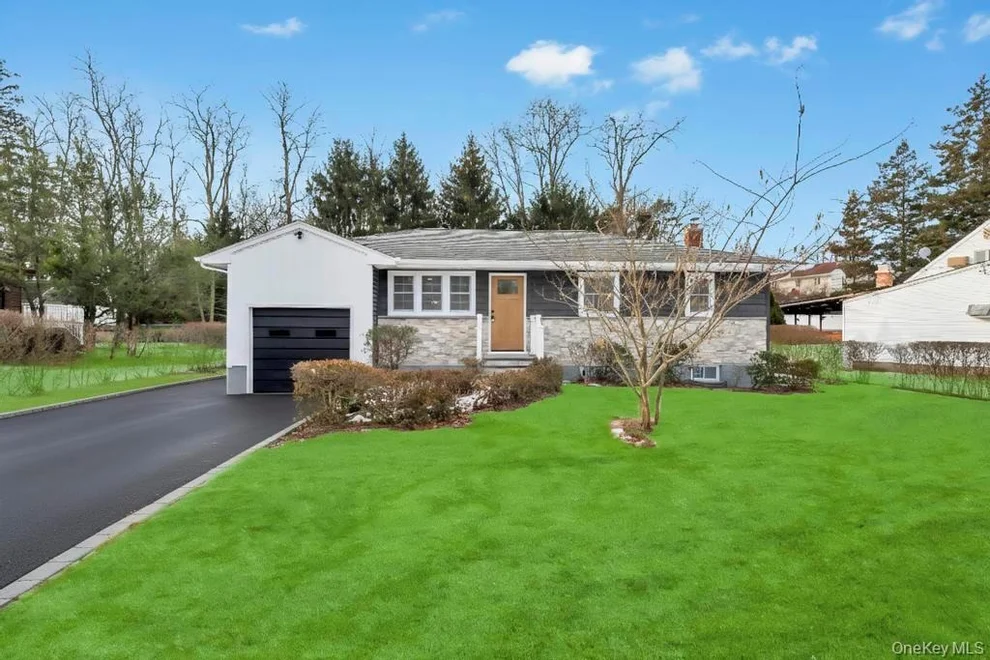 Unit for sale at 46 Ellen Place, Smithtown, NY 11754