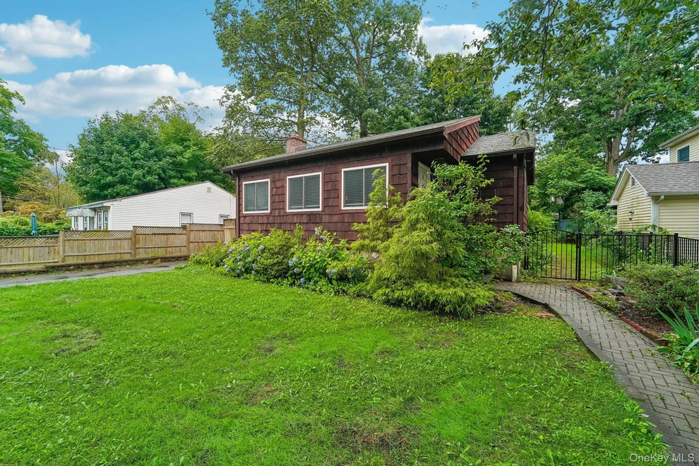 Unit for sale at 16 Rogers Lane, Somers, NY 10598