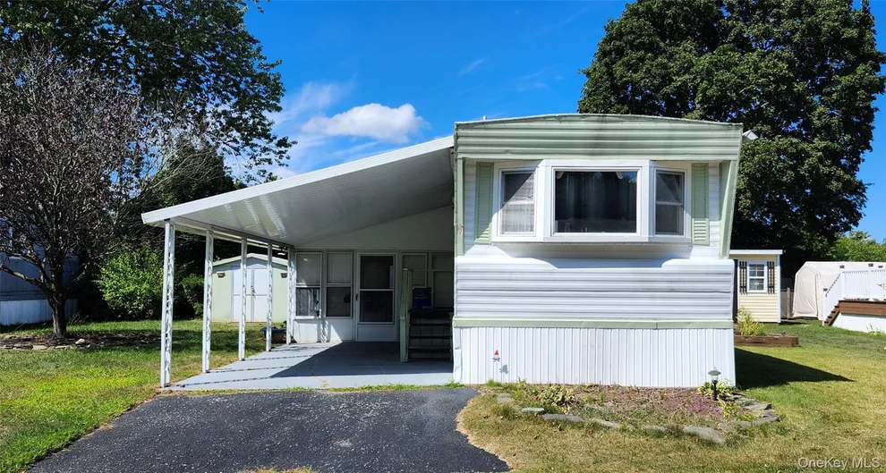 Unit for sale at 60 Valley Forge Dr, Islip, NY 11716