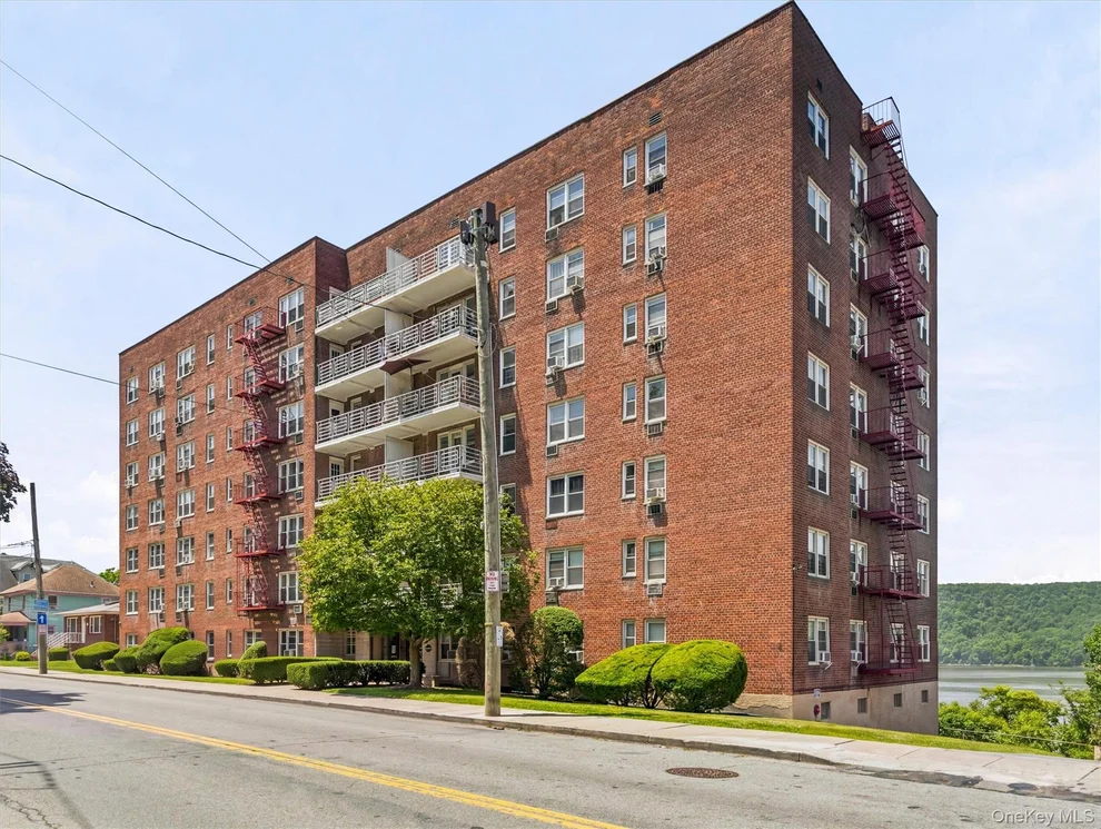 Unit for sale at 679 warburton Avenue, Yonkers, NY 10471