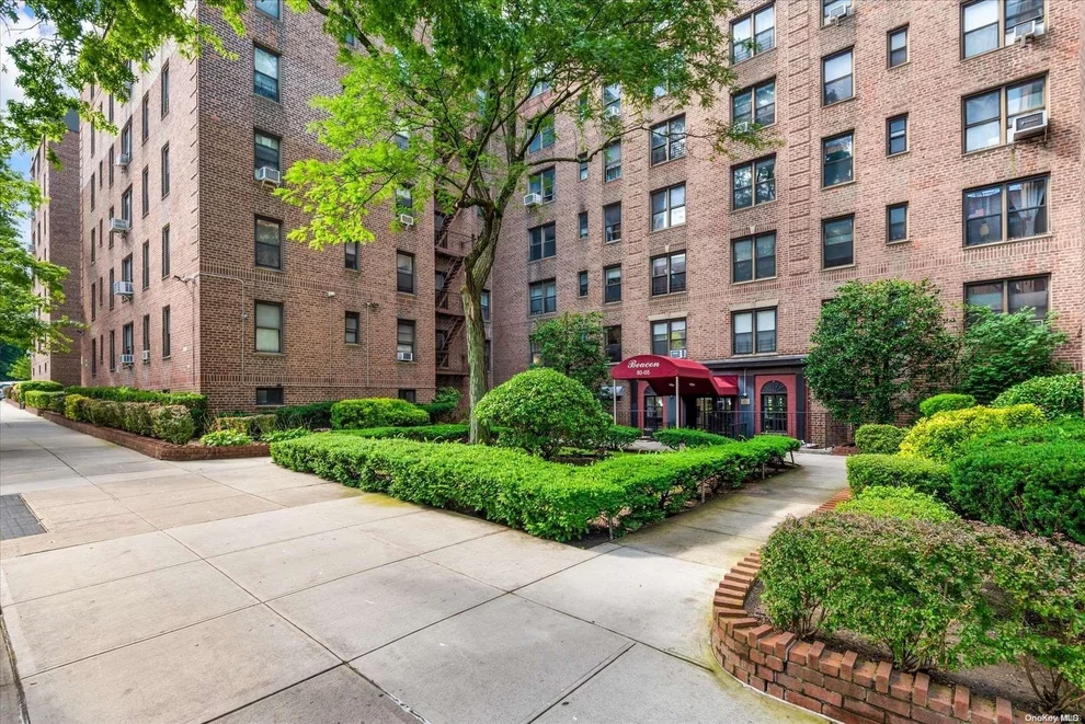 Unit for sale at 83-05 98th Street, New York, NY 11421