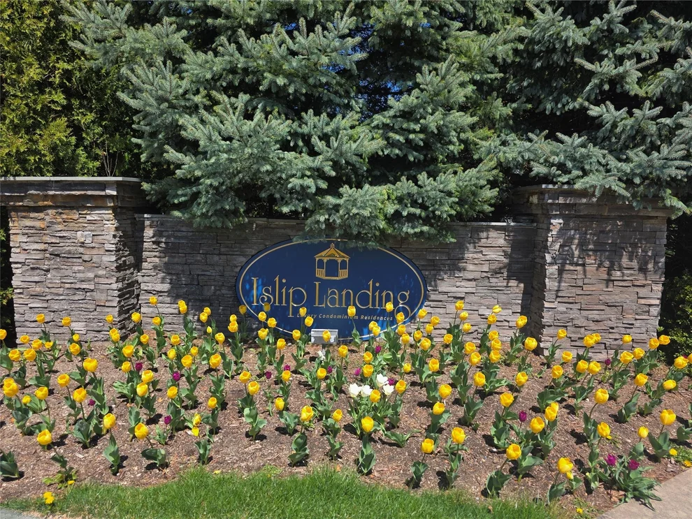Unit for sale at 268 Medea Way, Islip, NY 11722