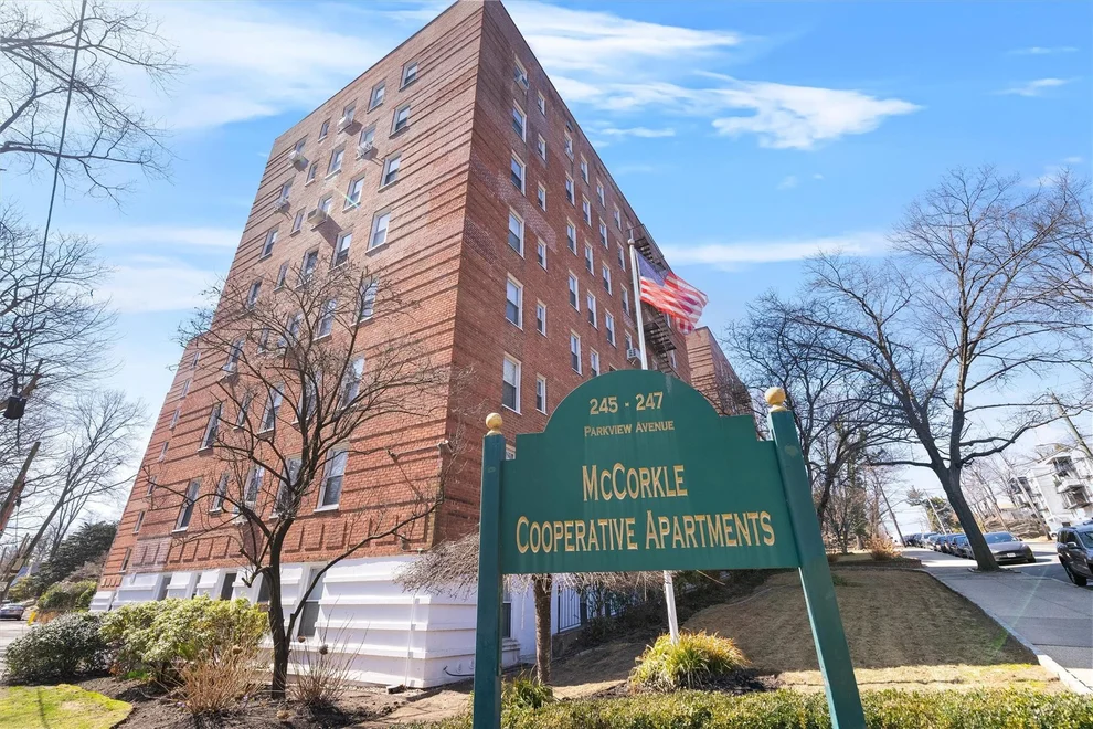 Unit for sale at 247 Parkview Avenue, Yonkers, NY 10708