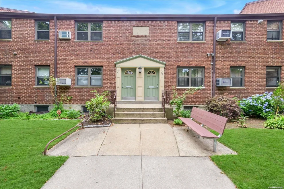 Unit for sale at 57-41 246th Crescent, Little Neck, NY 11362