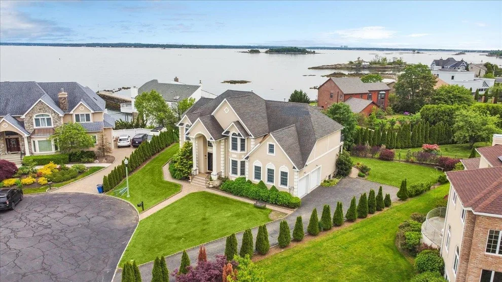 Unit for sale at 8 Shore Club Drive, New Rochelle, NY 10805