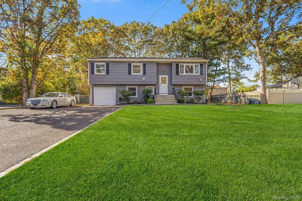Unit for sale at 754 Broadway, Islip, NY 11717