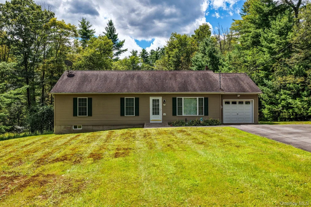 Unit for sale at 9 W Peenpack Trail, Deerpark, NY 12780
