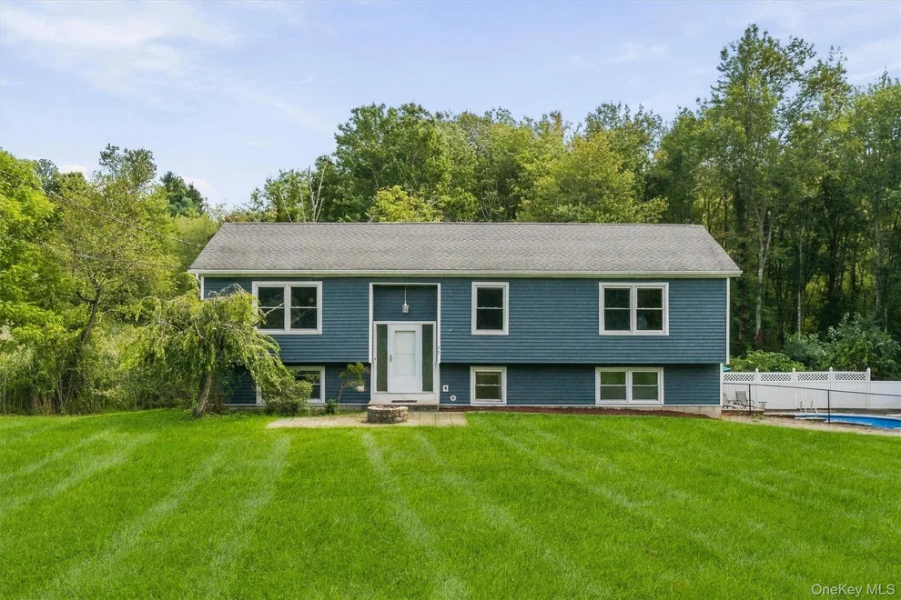Unit for sale at 77 Robin Drive, Kent, NY 10512