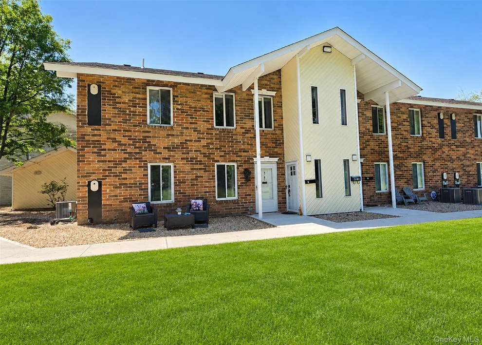 Unit for sale at 9 Navajo Court, Brookhaven, NY 11727