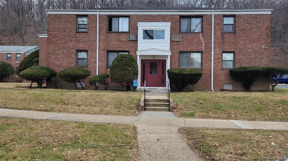 Unit for sale at 19 Lawrence Drive, White Plains, NY 10603