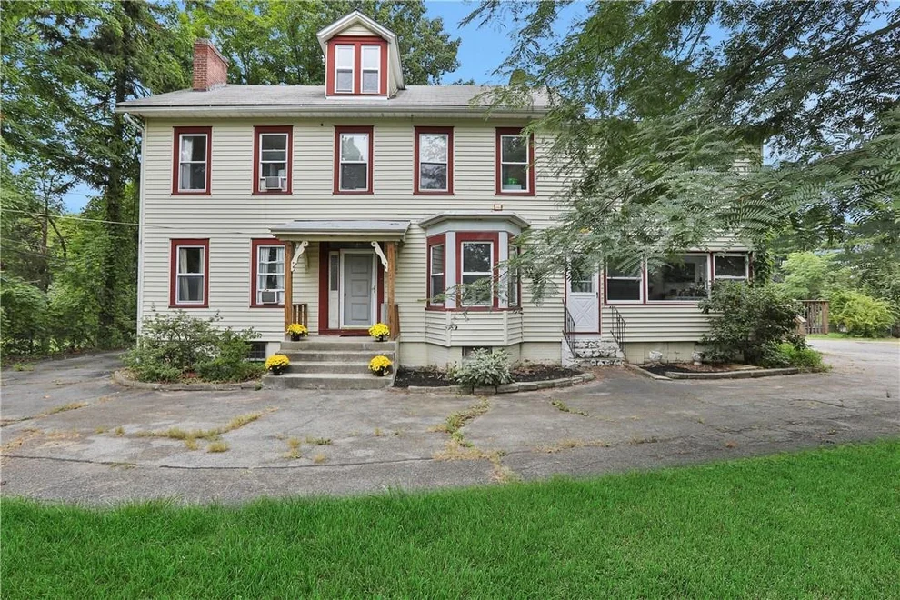 Unit for sale at 62 Cricchio Drive, Marlboro, NY 12542