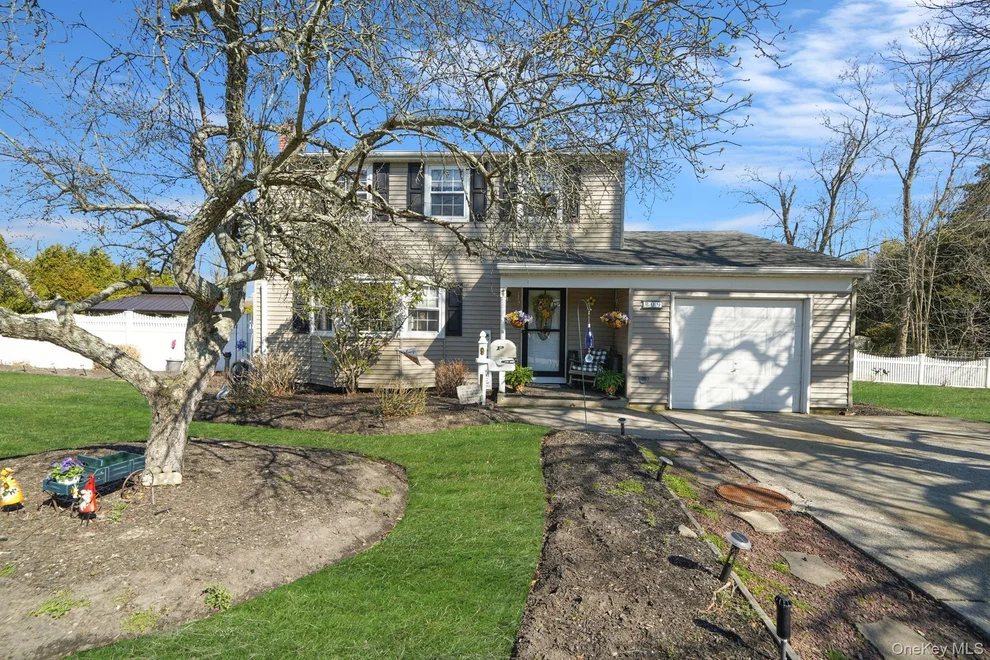 Unit for sale at 9 Southern Boulevard, Brookhaven, NY 11772