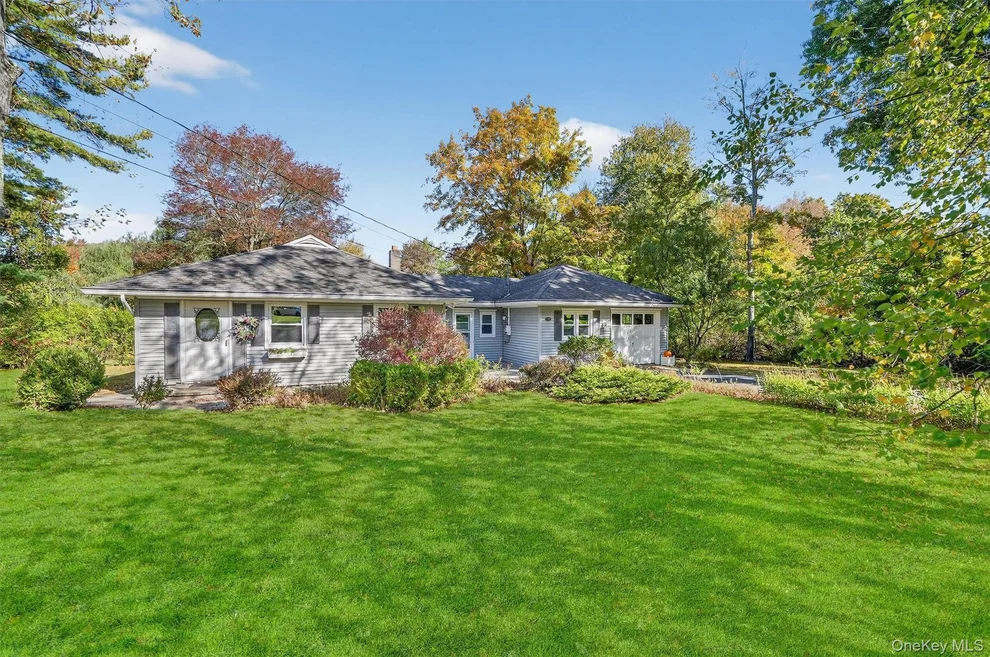 Unit for sale at 520 Elizabeth Road, Yorktown, NY 10598