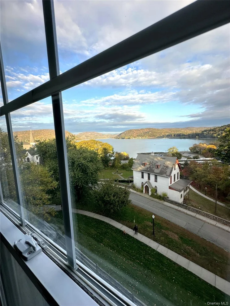Unit for sale at 421 Northview Court, Peekskill, NY 10566