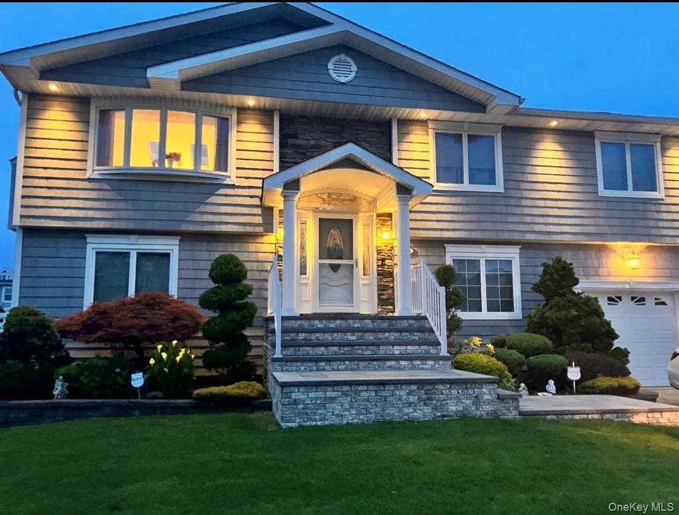 Unit for sale at 38 Second Avenue, Oyster Bay, NY 11762