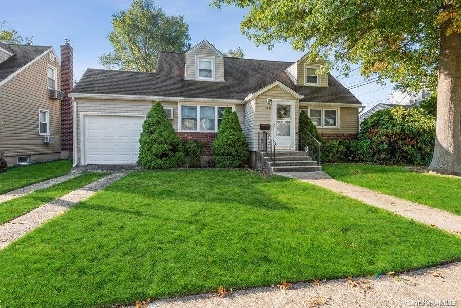 Unit for sale at 358 N Wyoming Avenue, Oyster Bay, NY 11758