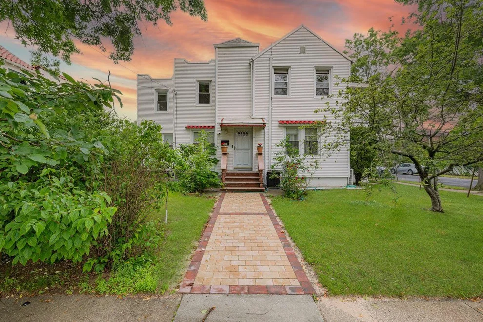 Unit for sale at 233-04 Seward Avenue, New York, NY 11427