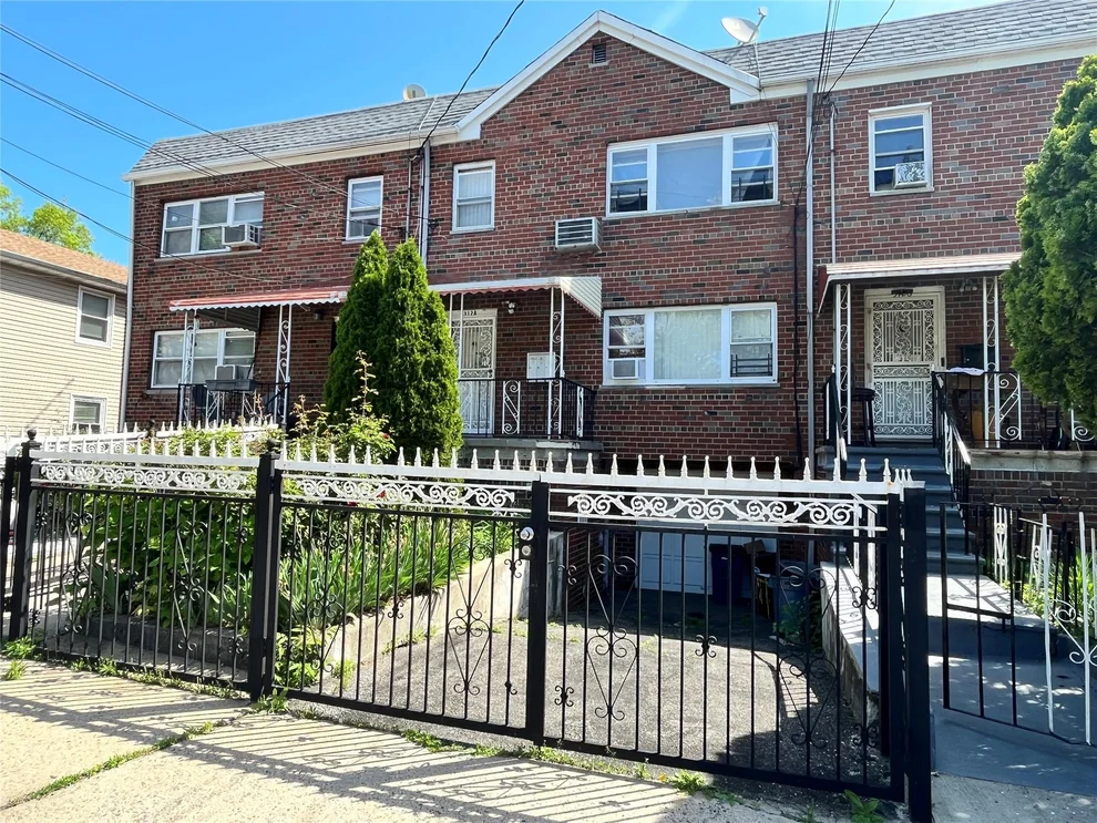 Unit for sale at 3128 Mickle Avenue, New York, NY 10469