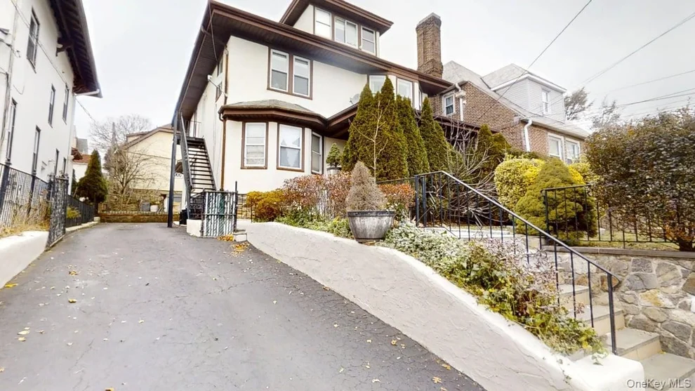 Unit for sale at 248 Westchester Avenue, Mount Vernon, NY 10552