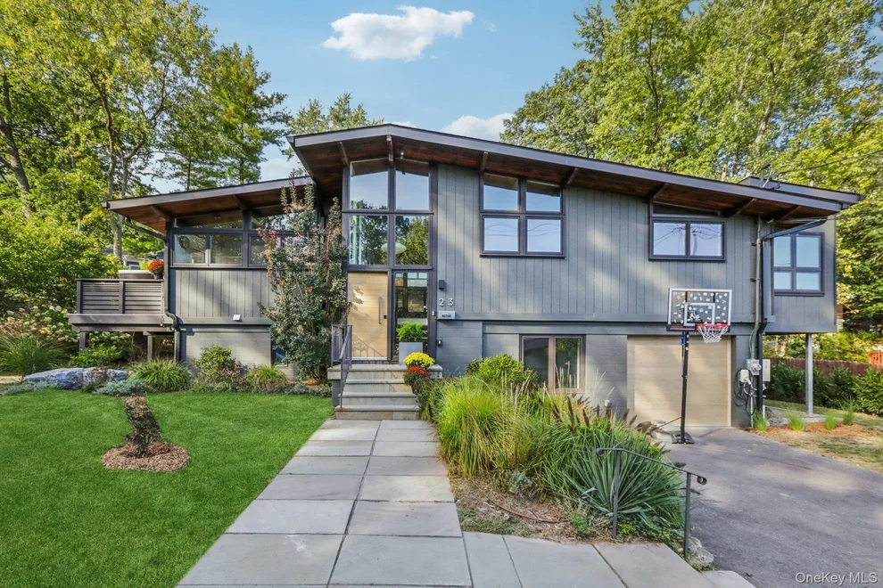 Unit for sale at 23 Crossbar Road, Greenburgh, NY 10706