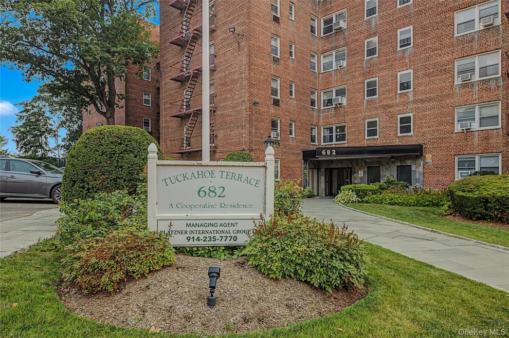 Unit for sale at 682 Tuckahoe Road, Yonkers, NY 10710