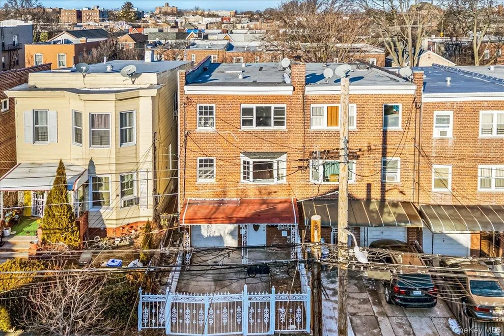 Unit for sale at 953 E 217th Street, New York, NY 10469
