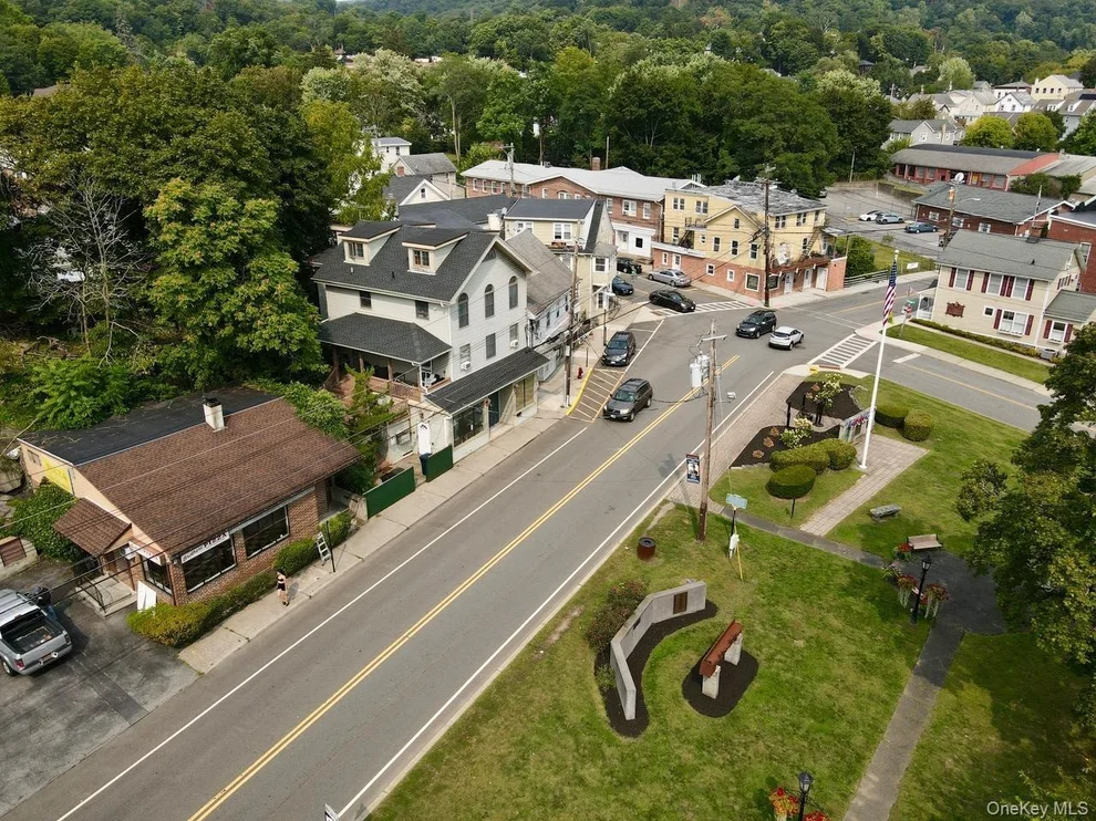 Unit for sale at 233 Main Street, Highlands, NY 10928