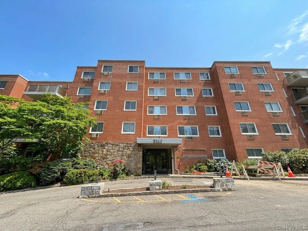 Unit for sale at 370 Central Park Avenue, Greenburgh, NY 10583