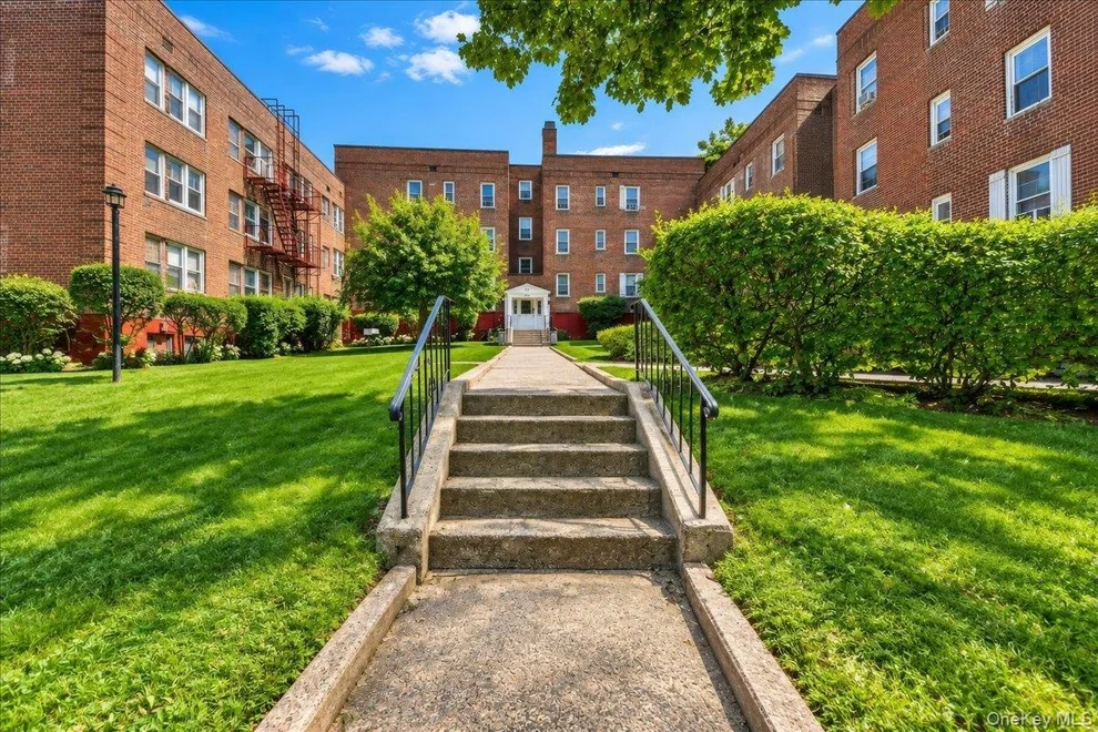 Unit for sale at 150 Ravine Avenue, Yonkers, NY 10701