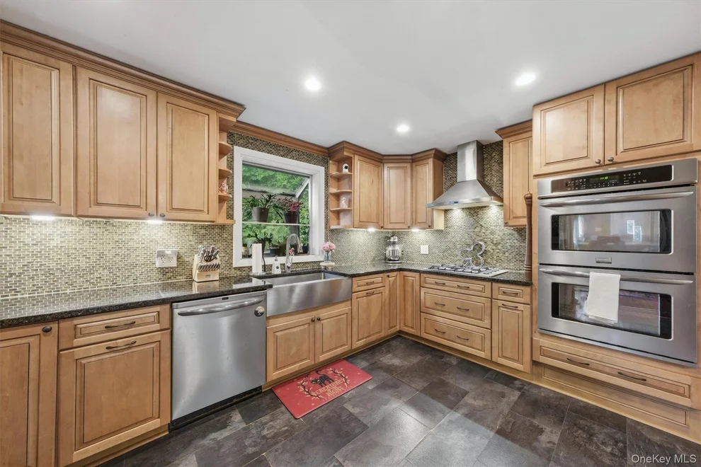 Unit for sale at 256 Haviland Drive, Patterson, NY 12563