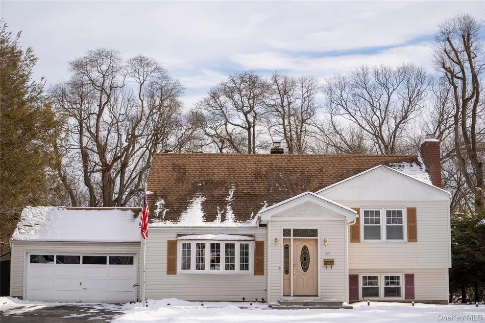 Unit for sale at 41 Foxhill Road, Mount Pleasant, NY 10595