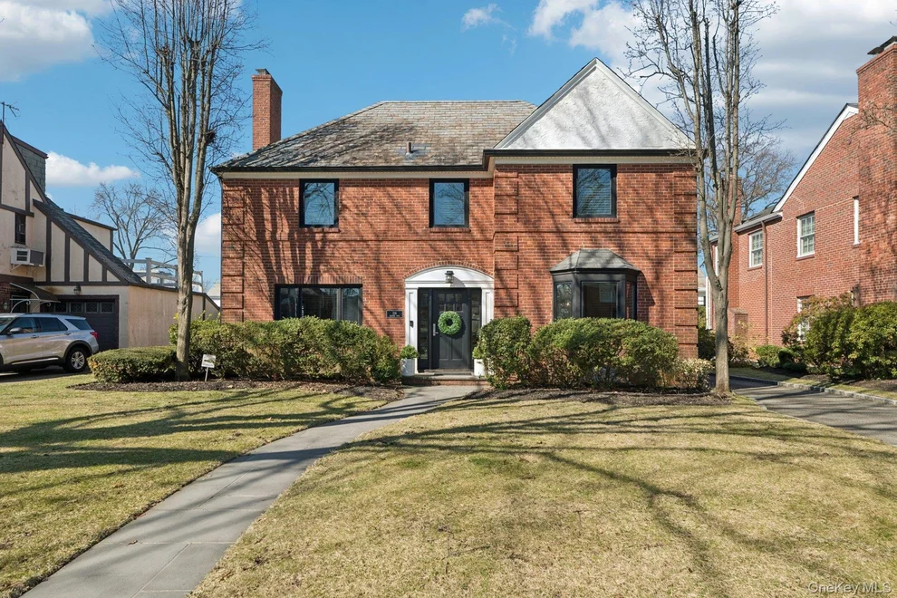Unit for sale at 116 Kildare Road, Hempstead, NY 11530