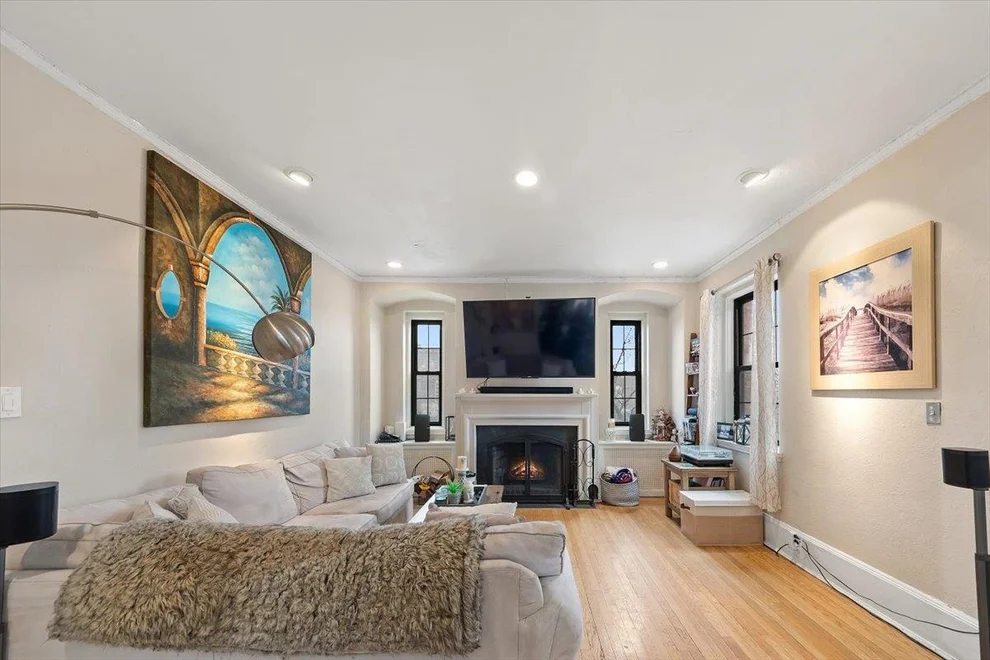 Unit for sale at 828 Bronx River Road, Yonkers, NY 10708