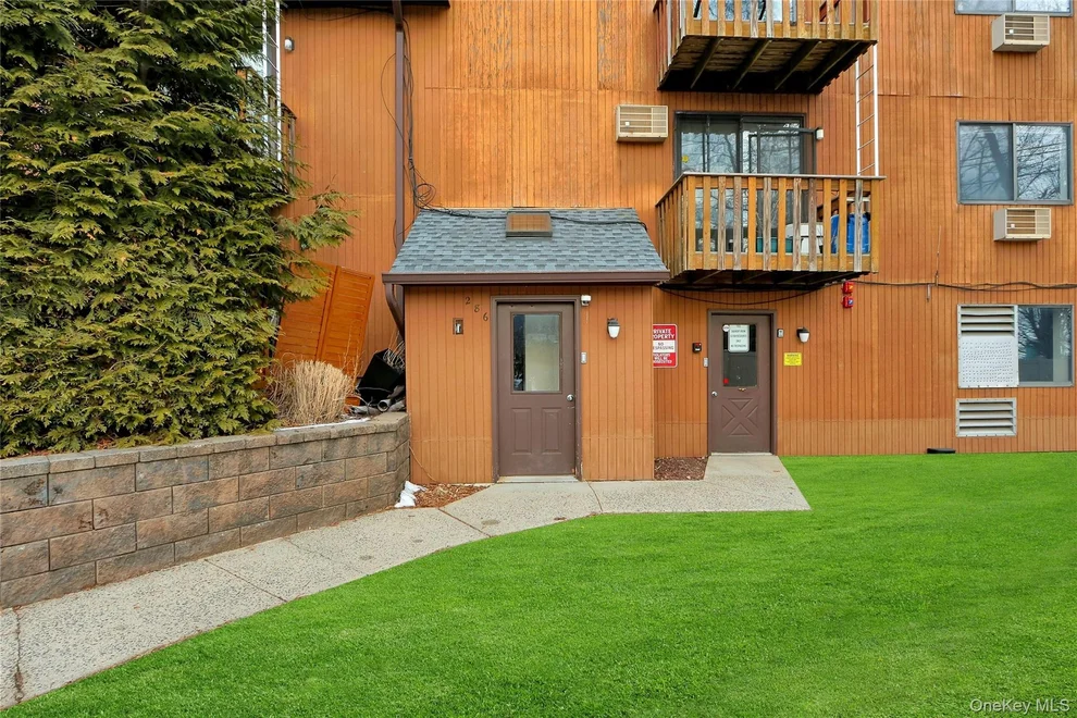 Unit for sale at 286 High Avenue, Orangetown, NY 10960