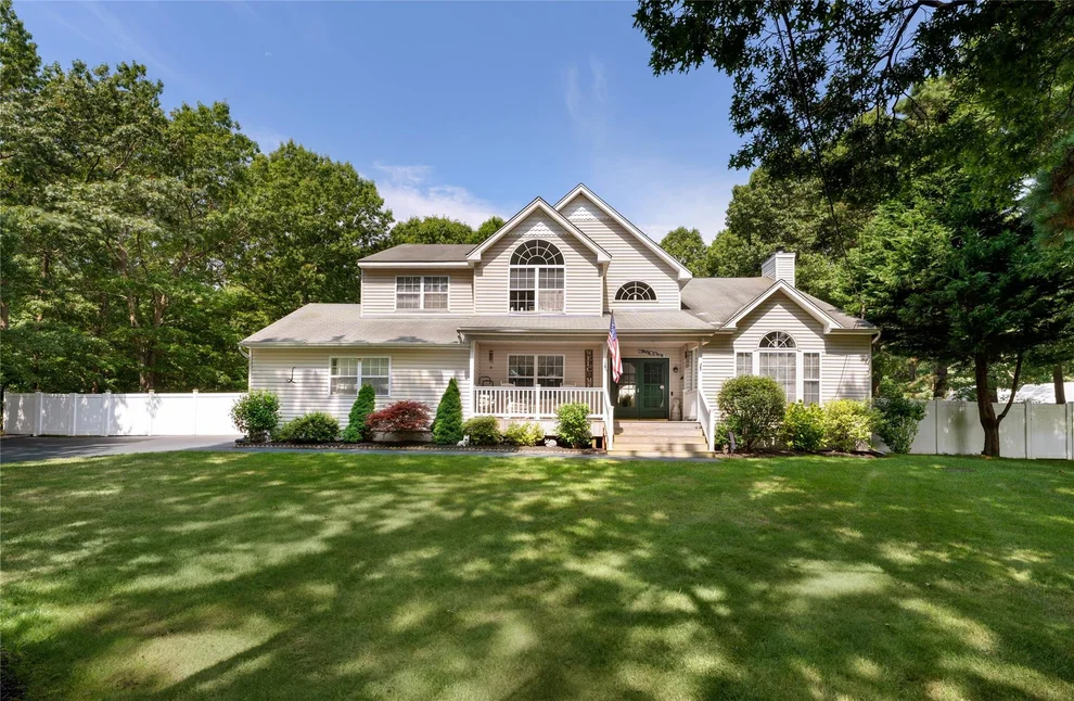 Unit for sale at 78 Pennsylvania Avenue, Brookhaven, NY 11763