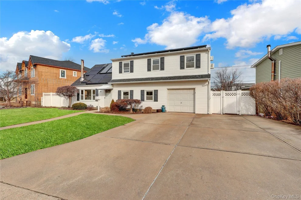 Unit for sale at 31 Bluespruce Road, Hempstead, NY 11756