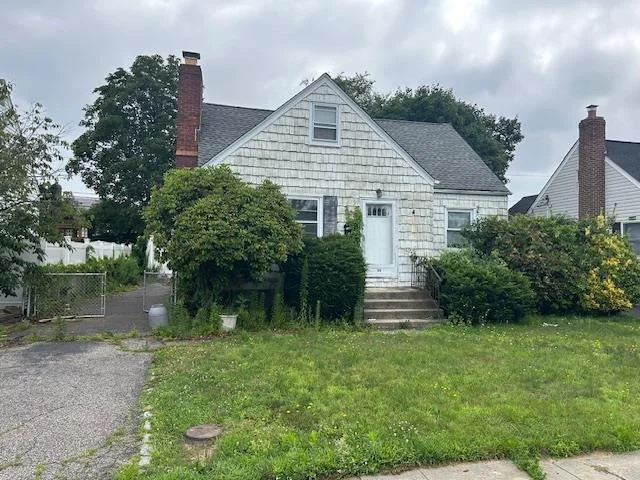 Unit for sale at 108 Lido Parkway, Babylon, NY 11757