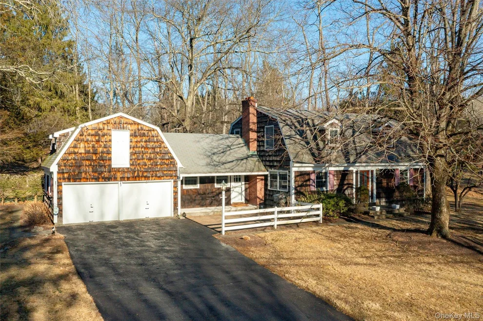 Unit for sale at 4 McAllister Drive, Pleasant Valley, NY 12569