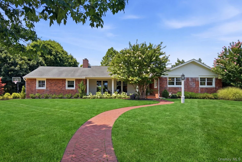 Unit for sale at 23 Renwick Avenue, Huntington, NY 11743